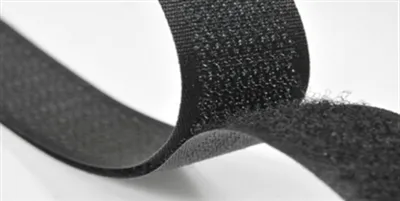 The Poplar Catkins Are Blowing Around And Getting Into People's Eyes. It's Just The Right Time To Hang Up The Door Curtain! The Poplar Catkins Are Blowing Around And Getting Into People's Eyes. It's Just The Right Time To Hang Up The Door Curtain!